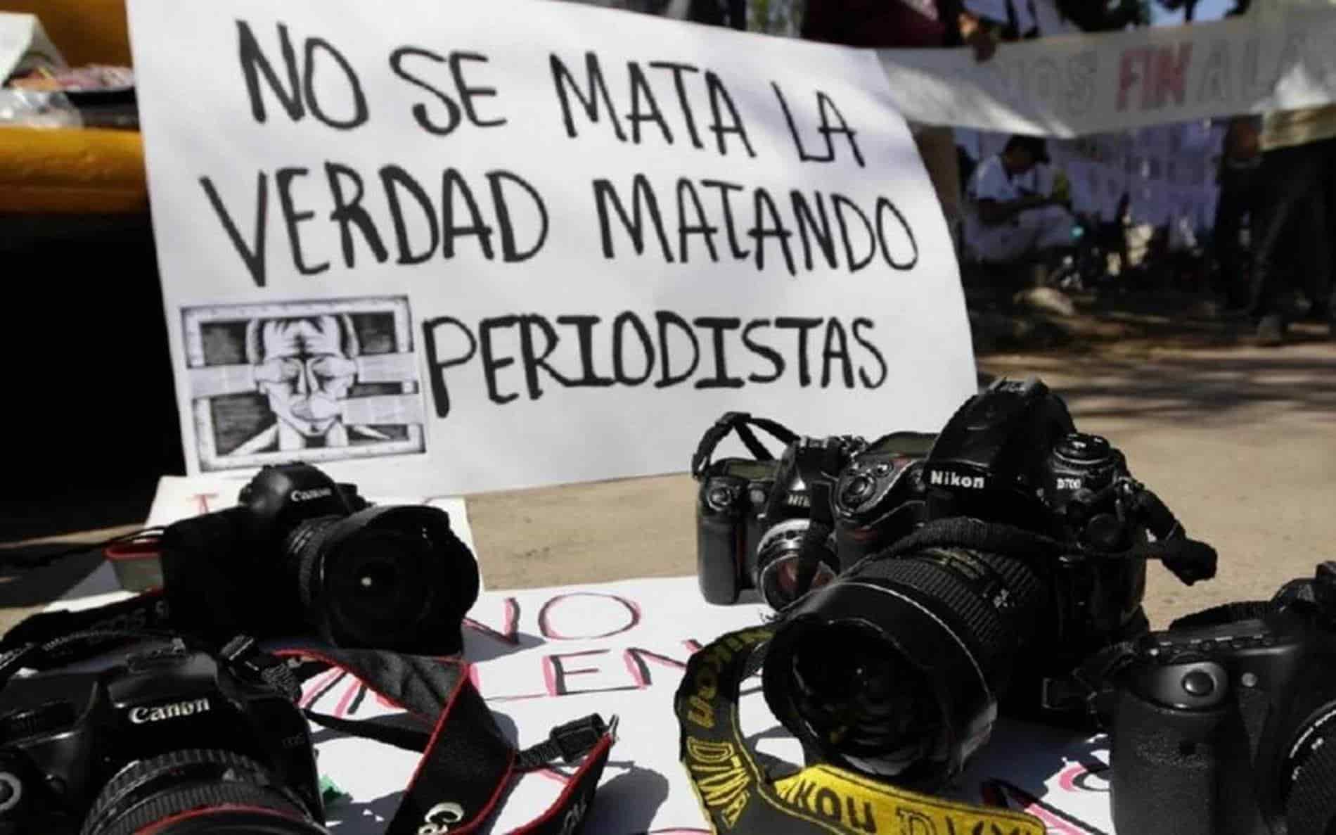 Periodistas de todo el país protestan contra la violencia