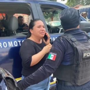 Policía violenta e intimida a reportera en Morelos
